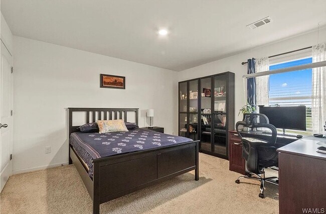 Building Photo - 3BR/2.5BA in Northport