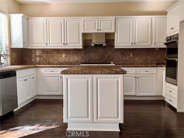 Building Photo - 11 Carmichael