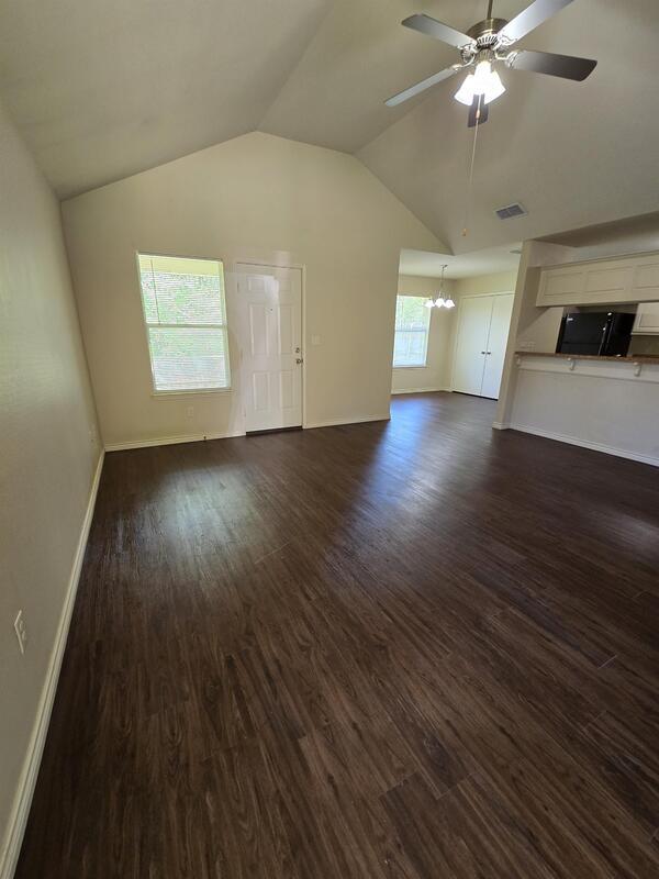 Building Photo - 15185 County Road 195