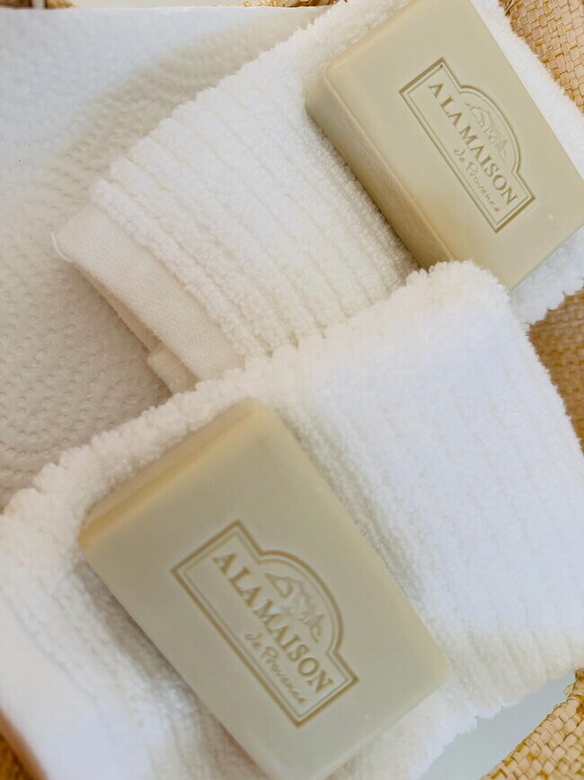 Building Photo - 311 N Swinton Ave