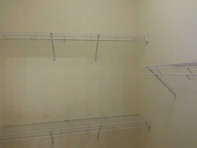 Building Photo - 130 Summer Hill Ct