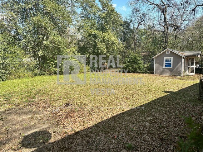 Building Photo - 2775 Reynolds Dr