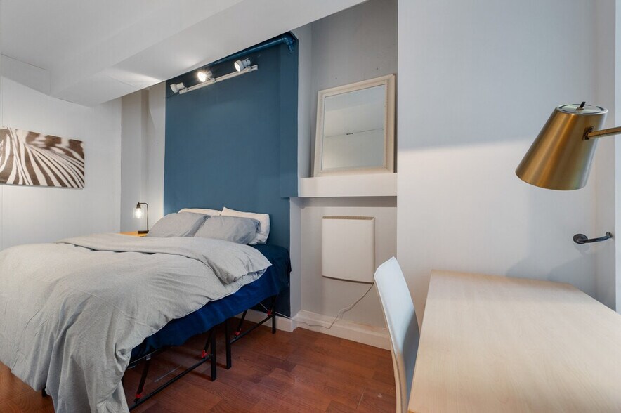 Building Photo - 474 9th Ave