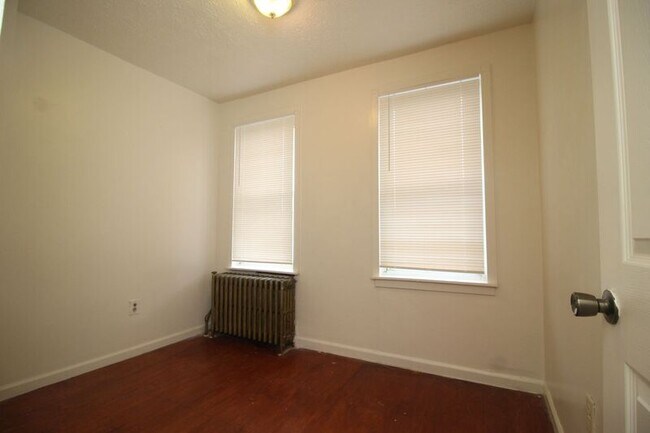 Building Photo - 2935 Pulaski Hwy