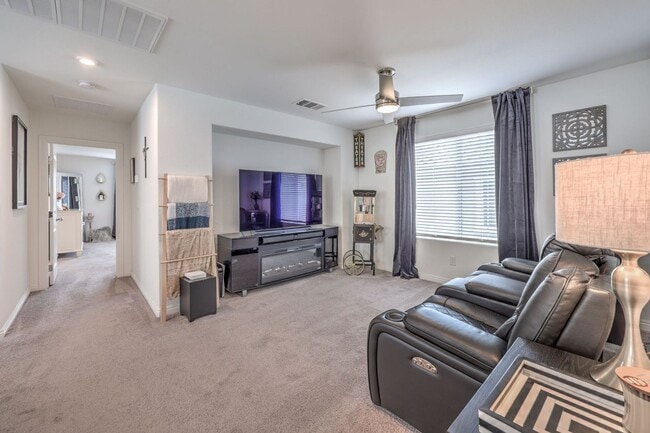Building Photo - Unfurnished Skye Canyon Home in gated community w/ Loft & EV Charger