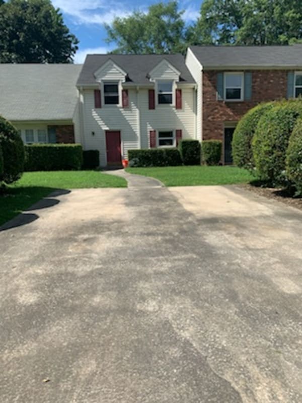 Building Photo - 415 Patrick Henry Ct