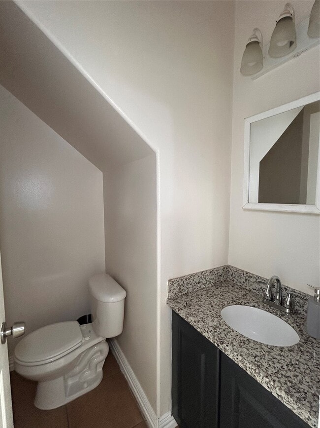 Building Photo - 6839 Larkstone St