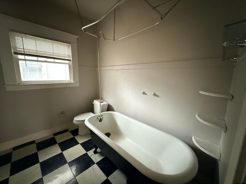 Building Photo - 1706 16th St