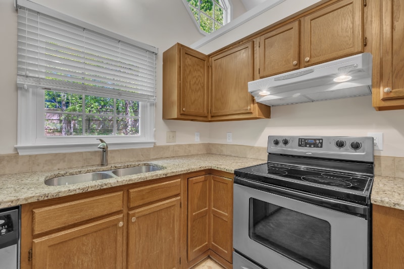 Building Photo - 106 London Plain Ct