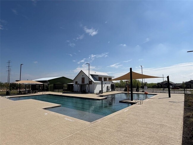 Building Photo - 14301 Sandrock Bnd