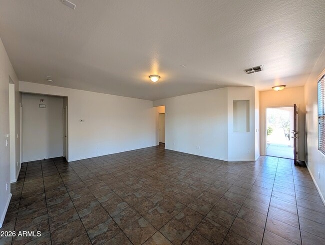 Building Photo - 7323 W St Charles Ave
