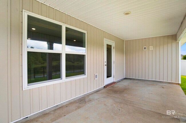 Building Photo - 24011 Citation Lp