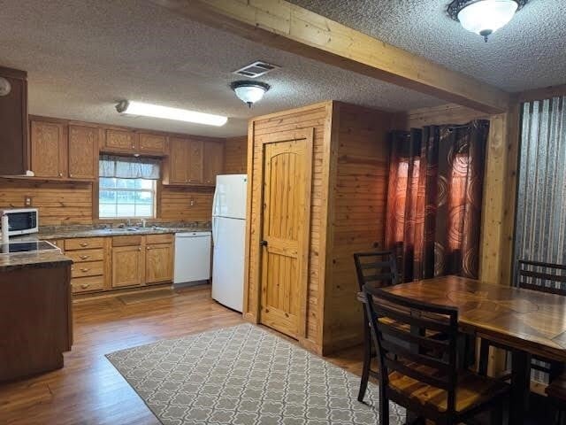 Building Photo - 9123 Stonewood Dr