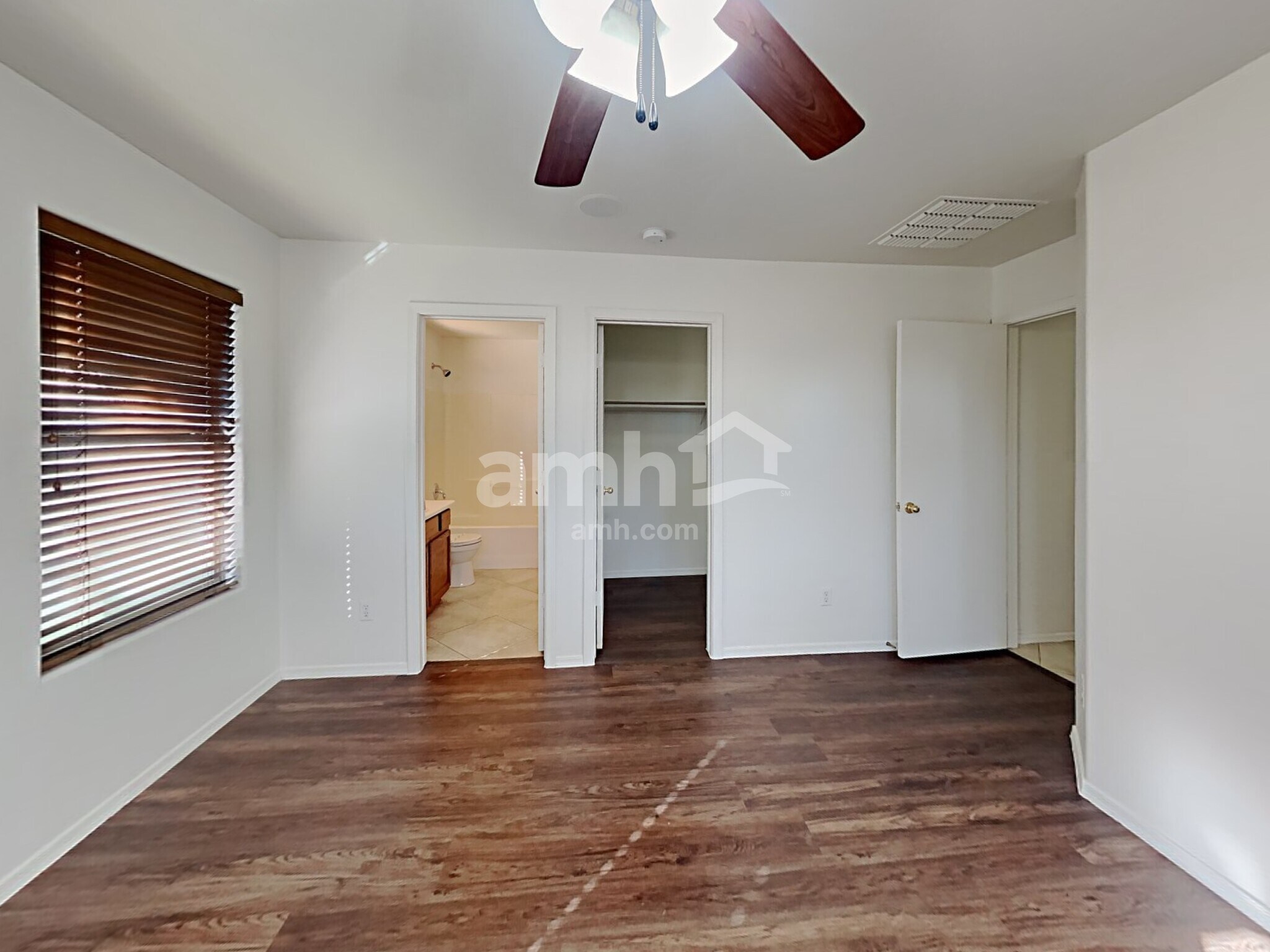 Building Photo - 7508 S 37th Ln