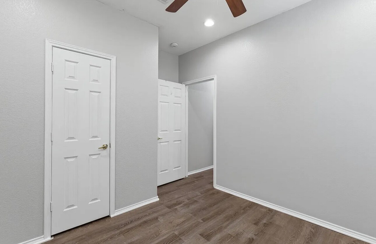 Building Photo - 9132 Ipswich Bay Dr