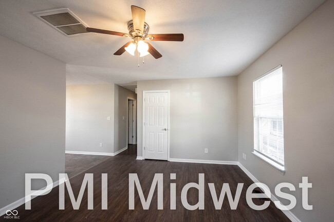 Building Photo - 1365 Mulberry St.