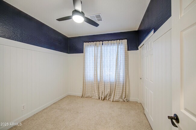 Building Photo - 4564 S Maverick Ct