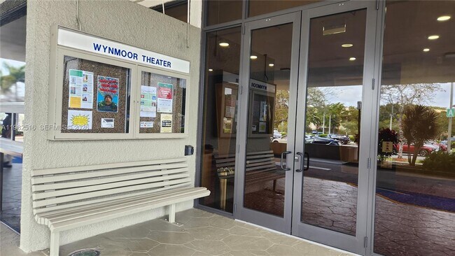 Building Photo - 2403 Antigua Cir