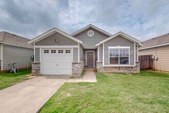 Building Photo - Adorable 3 bedroom 2 bath in Burleson Texas!
