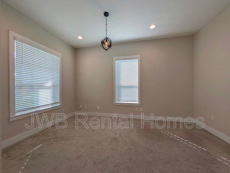 Building Photo - 141 Topside Dr.