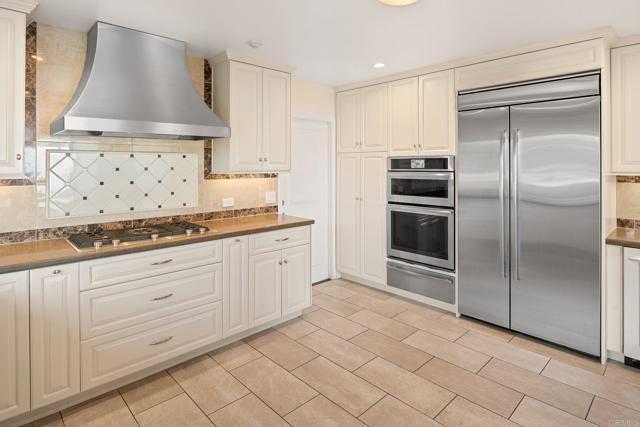 Building Photo - 6404 Avenida Wilfredo