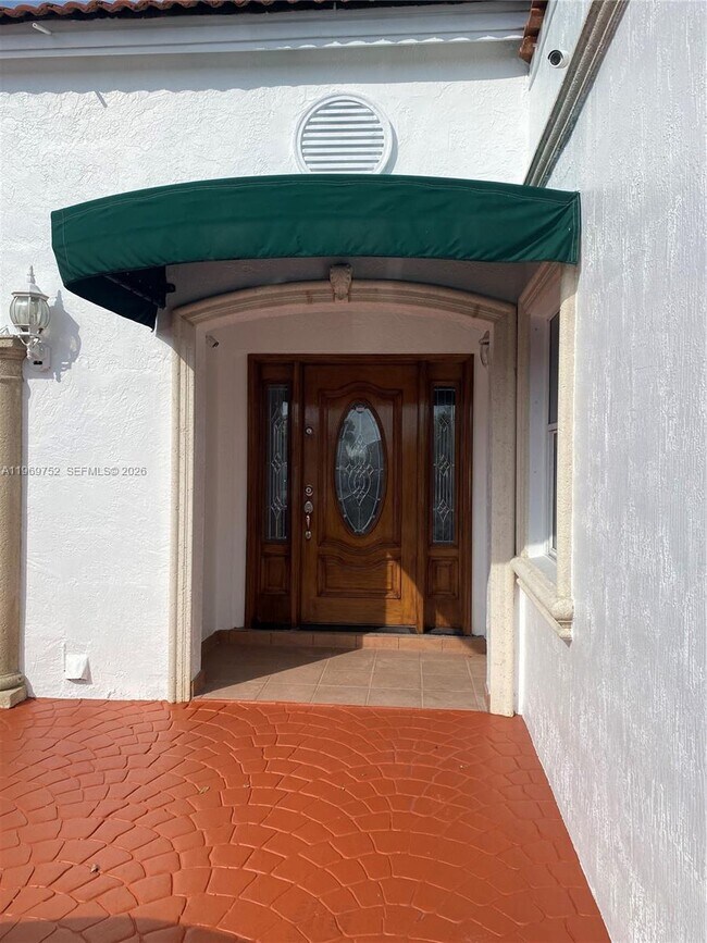 Building Photo - 720 NW 123rd Ave