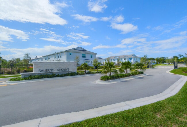 Building Photo - 181 SE Birch Ter