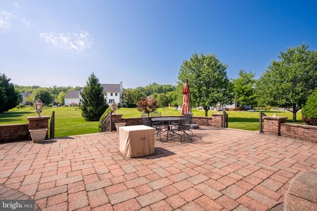 Building Photo - 19 Meadowlark Dr