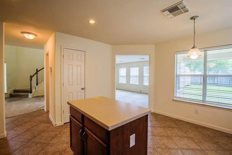 Building Photo - 17031 Sperry Landing Dr