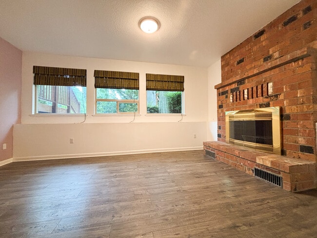Building Photo - 4115 Tartan Way