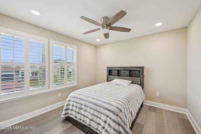 Building Photo - 91 Ridgewind Dr