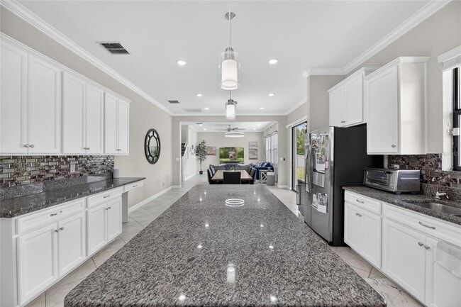 Building Photo - 2905 Hilliard Dr