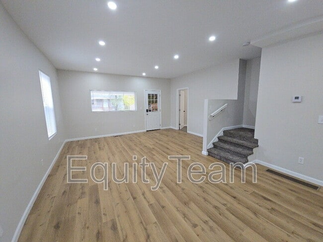 Building Photo - 1800 Glenwood Ave