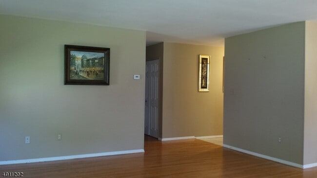 Building Photo - 1 Tripplet Rd