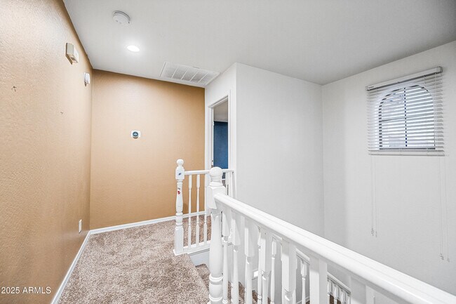 Building Photo - 2236 W Davis Rd