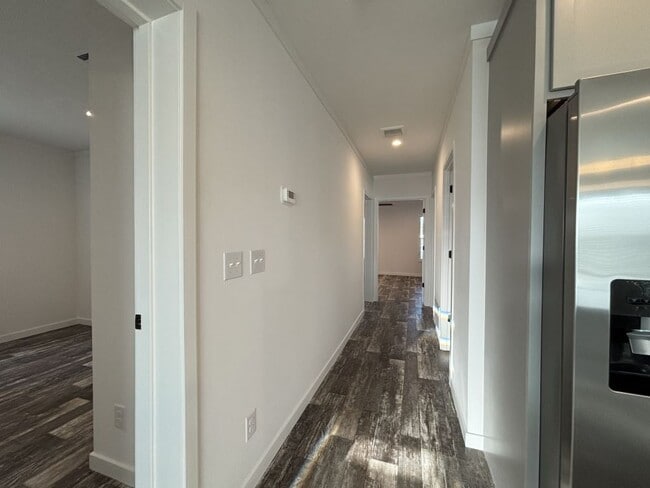 Building Photo - 5647 Blue Harbor Dr