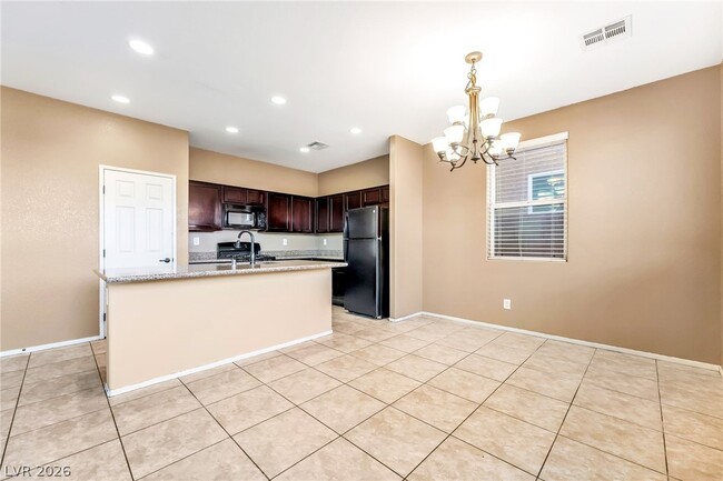 Building Photo - 6183 Yankee Spring St