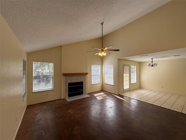 Building Photo - 12803 Humphrey Dr