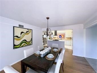 Building Photo - 606 S Loretta Dr