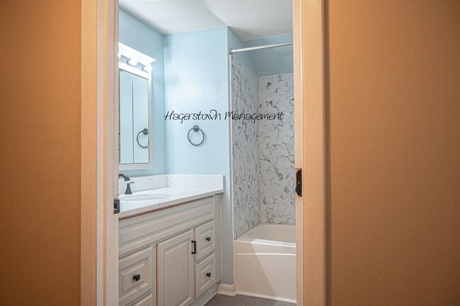 Building Photo - 3 BR Single Family Home In Country Setting