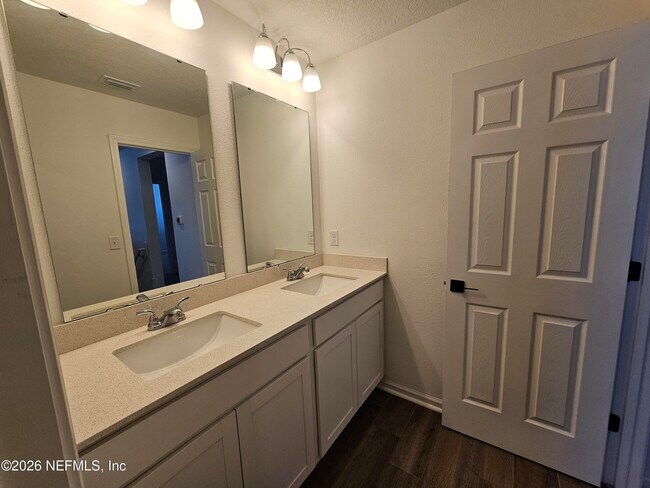 Building Photo - 2561 Renegade Ln