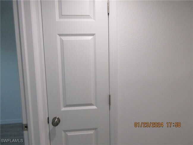 Building Photo - 3330 N Key Dr