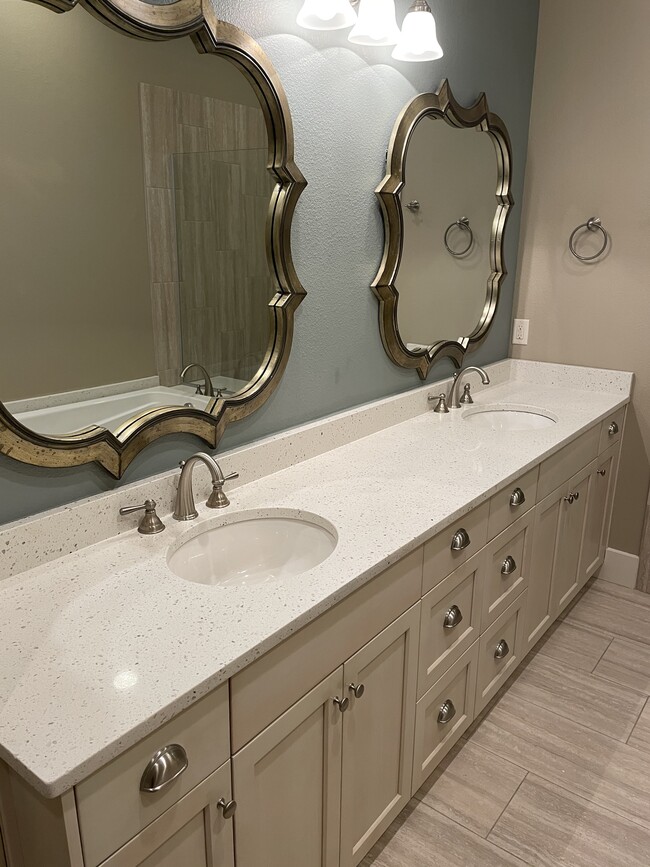 Building Photo - 441 State St