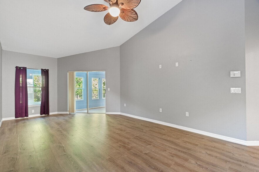 Building Photo - 5147 La Plata Dr