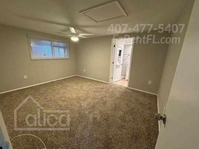 Building Photo - 5631 Canosa Dr