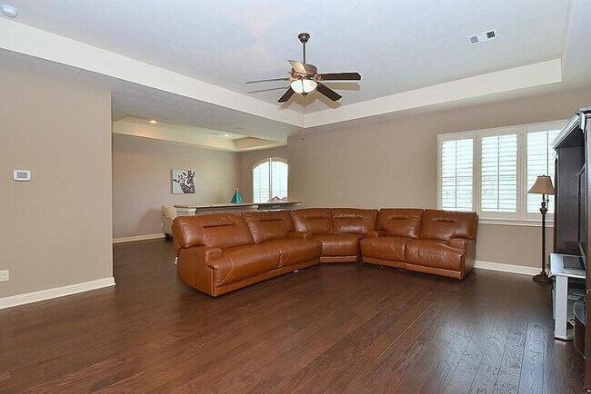 Building Photo - 18908 N Bee Cave Springs Cir