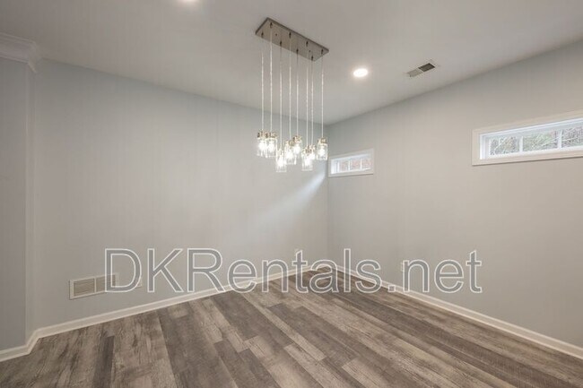 Building Photo - 5192 Centennial Creek View NW