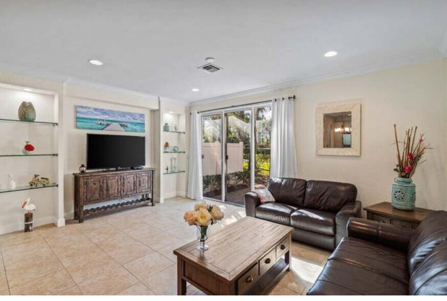 Building Photo - 5979 Monterra Club Dr
