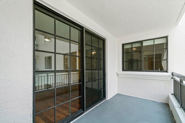 Building Photo - 233 S Federal Hwy