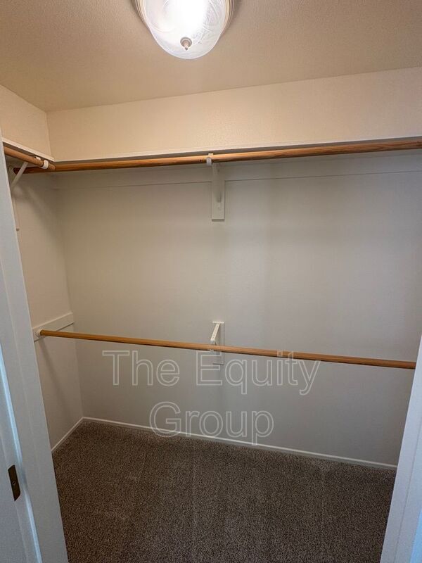 Building Photo - 1155 Meadow Ave